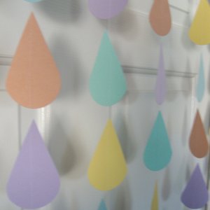 Large raindrop sprinkle garland, custom color raindrop garland, baby sprinkle backdrop, bridal shower backdrop