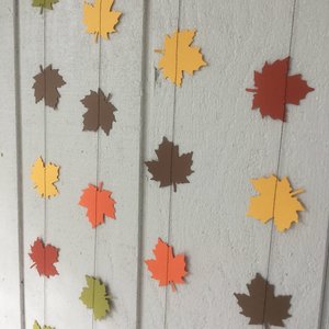 Fall Leaf Garland, Paper Leaf Bunting, Autumn Garland, Autumn Decor, Fall Decor, Fall Fireplace Mantel Decoration, Dorm Decor, Autumn Leaves