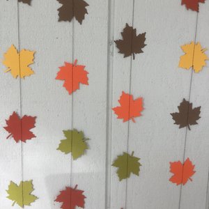 Fall Leaf Garland, Paper Leaf Bunting, Autumn Garland, Autumn Decor, Fall Decor, Fall Fireplace Mantel Decoration, Dorm Decor, Autumn Leaves