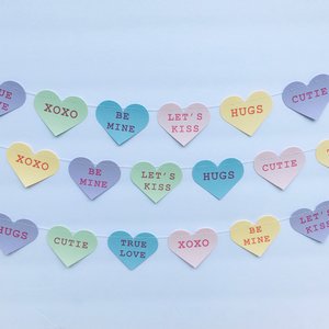 Valentine's Day decor, Valentine's Day decoration, Valentine's Day heart garland, Valentine's Day classroom decor, conversation hearts