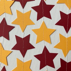 Maroon and Gold Star Garland, Burgundy and Gold Graduation Decoration, Minnesota Colors, Dorm Decor, Commencement Party Star Streamer
