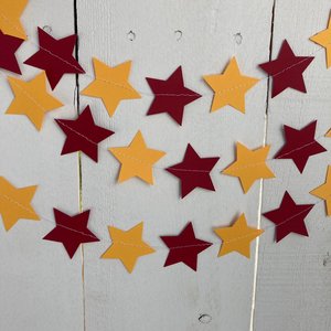 Maroon and Gold Star Garland, Burgundy and Gold Graduation Decoration, Minnesota Colors, Dorm Decor, Commencement Party Star Streamer
