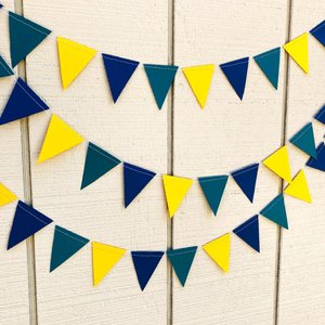UNC Wilmington graduation party garland, Navy Teal yellow Triangle Bunting, University dorm decor, Bed Party Streamers, UNCW party backdrop