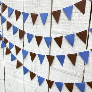 Tufts University graduation party garland, Blue and brown Triangle Bunting, University dorm decor, Bed Party Streamers, Dorm Decor