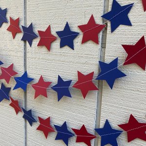 Navy and burgundy graduation party garland, Star garland, Eastern Connecticut State, South Carolina State, College University dorm decor