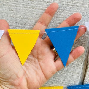 UCLA graduation party garland, blue and yellow Triangle Bunting, dorm decor, Bed Party Streamers, University of California backdrop, pennant