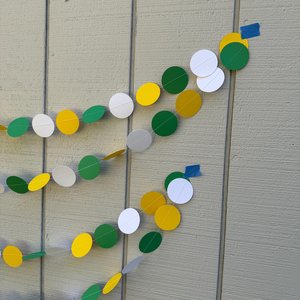 Green Yellow White Circle Garland, Green and Yellow School Streamers, Graduation Party Decor, Baylor University, U of Oregon Graduate