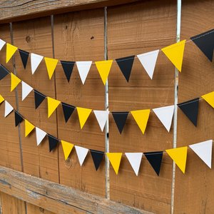 Sports Party Decor, Black Yellow and White Pennant Flag Streamers, Tailgate Party Bunting, College Game Day Celebration, Team Color Garlands