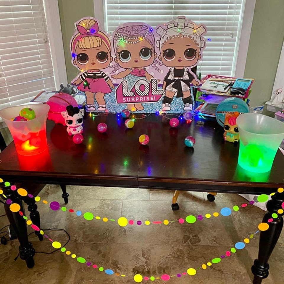 Glow Party Decoration Set, Glow Birthday, 80s Party, Black Light Decoration, UV Reflective Garland, Fluorescent Decor, Sweet 16 Glow Party