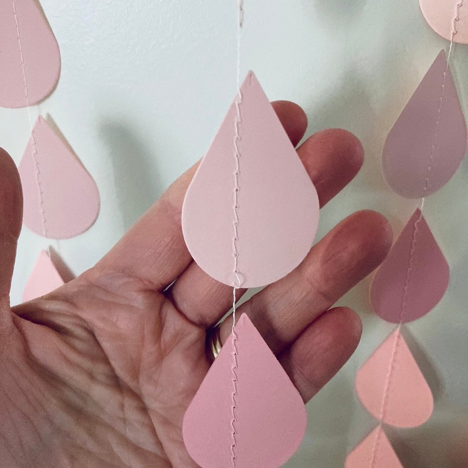 Ombre Pink Garland, Girl Baby Sprinkle, Girl Baby Shower, Pink Ombre Raindrops, Raindrop Garland, Baby Shower Backdrop, Virtual Baby Shower