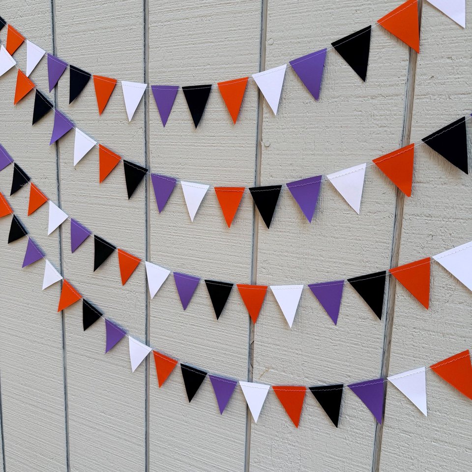 Summer Halloween garland, Halloween Party Decor, July Goth Pool Party Streamers, Classroom Decoration, Halfway to Halloween Bunting