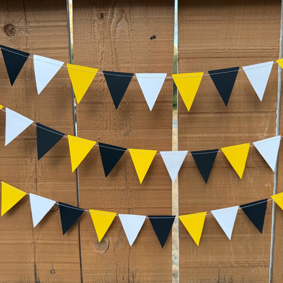 Sports Party Decor, Black Yellow and White Pennant Flag Streamers, Tailgate Party Bunting, College Game Day Celebration, Team Color Garlands